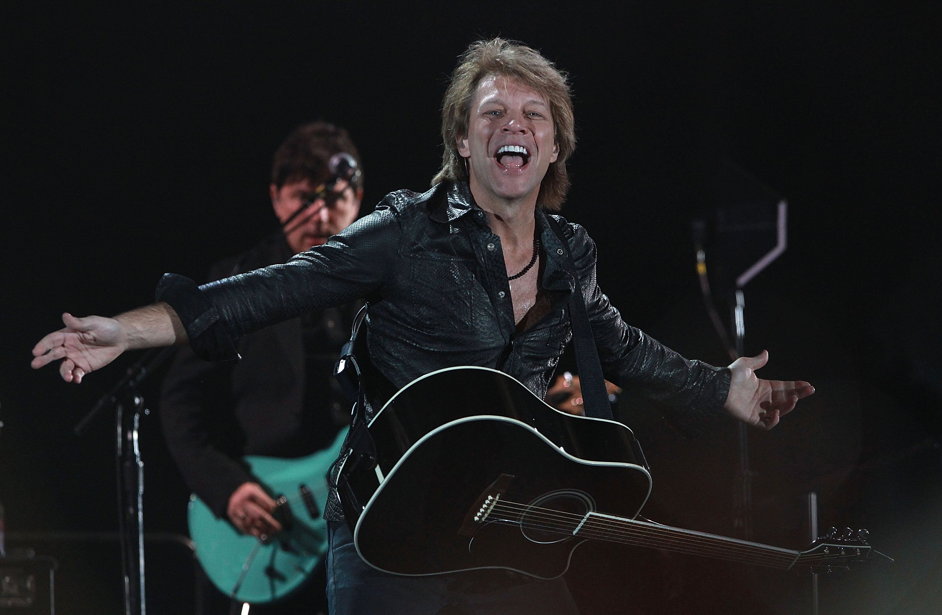 Jon Bon Jovi Will Wish Your Mom A Happy Mother's Day